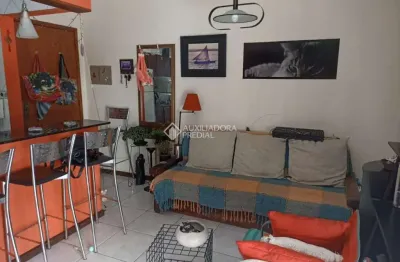 Apartamento com 1 quarto à venda na rua lobo da costa, 146, azenha, porto alegre, 47 m2 por r$ 219.000