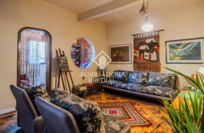 Casa com 3 quartos à venda na rua silva só, 147, santa cecília, porto alegre, 230 m2 por r$ 920.000