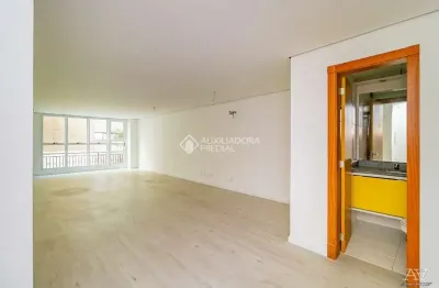 Sala comercial à venda na rua padre chagas, 35, moinhos de vento, porto alegre, 56 m2 por r$ 550.000