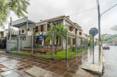 Casa em condomínio fechado com 4 quartos à venda na rua doutor lossio, 400, partenon, porto alegre, 201 m2 por r$ 1.496.000
