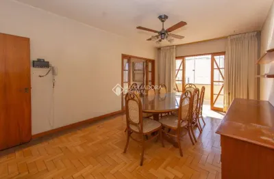 Apartamento com 3 quartos à venda na rua garibaldi, 989, independência, porto alegre, 153 m2 por r$ 600.000