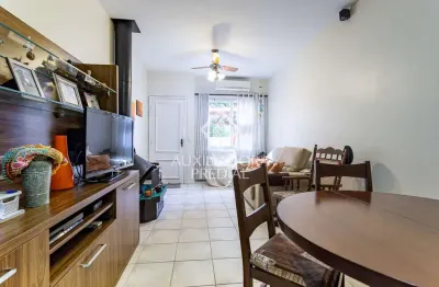 Casa em condomínio fechado com 3 quartos à venda na avenida arnaldo bohrer, 184, teresópolis, porto alegre, 107 m2 por r$ 590.000