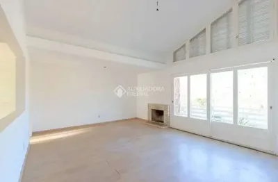 Casa com 3 quartos à venda na rua manauê, 76, vila assunção, porto alegre, 174 m2 por r$ 1.150.000
