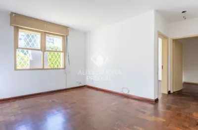 Apartamento com 2 quartos à venda na rua roque calage, 240, passo da areia, porto alegre, 51 m2 por r$ 320.000