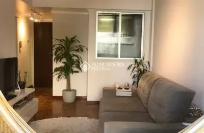 Apartamento com 1 quarto à venda na travessa comendador batista, 62, cidade baixa, porto alegre, 34 m2 por r$ 250.000