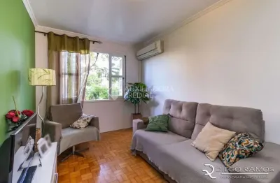 Apartamento com 2 quartos à venda na rua da república, 67, cidade baixa, porto alegre, 70 m2 por r$ 319.900