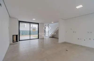 Casa em condomínio fechado com 3 quartos à venda na rua sinai, 41, ipanema, porto alegre, 176 m2 por r$ 1.200.000