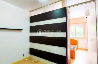 Apartamento com 1 quarto à venda na rua sofia veloso, 46, cidade baixa, porto alegre, 30 m2 por r$ 200.000