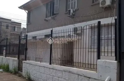 Prédio à venda na rua ernesto da fontoura, 1043, são geraldo, porto alegre, 193 m2 por r$ 680.000