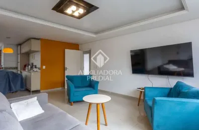 Apartamento com 3 quartos à venda na rua joão guimarães, 306, santa cecília, porto alegre, 102 m2 por r$ 581.000