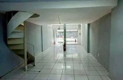 Ponto comercial à venda na avenida borges de medeiros, 612, centro histórico, porto alegre, 93 m2 por r$ 698.000