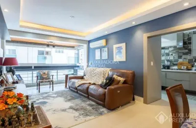 Apartamento com 2 quartos à venda na avenida independência, 510, independência, porto alegre, 80 m2 por r$ 799.000