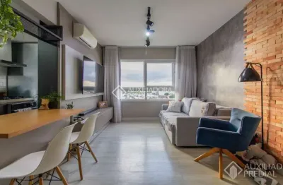 Apartamento com 2 quartos à venda na rua doutor joão inácio, 1208, navegantes, porto alegre, 62 m2 por r$ 530.000