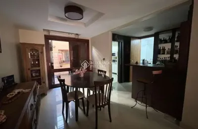 Casa em condomínio fechado com 3 quartos à venda na rua doutor armando barbedo, 1161, tristeza, porto alegre, 176 m2 por r$ 1.100.000