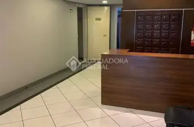 Sala comercial à venda na avenida ceará, 811, são joão, porto alegre, 27 m2 por r$ 85.000