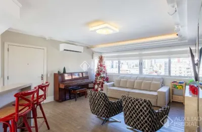Apartamento com 2 quartos à venda na rua mucio teixeira, 1063, menino deus, porto alegre, 79 m2 por r$ 899.000