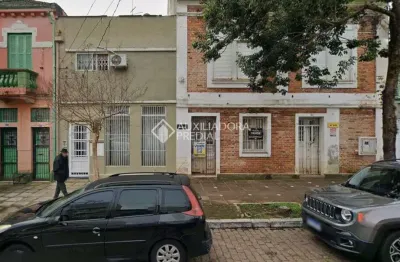 Casa em condomínio fechado com 3 quartos à venda na rua comendador azevedo, 508, floresta, porto alegre, 196 m2 por r$ 450.000