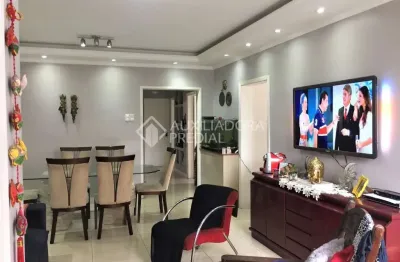 Apartamento com 3 quartos à venda na avenida protásio alves, 631, rio branco, porto alegre, 136 m2 por r$ 493.500