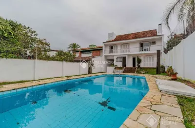 Casa com 3 quartos à venda na avenida cai, 428, cristal, porto alegre, 254 m2 por r$ 1.300.000