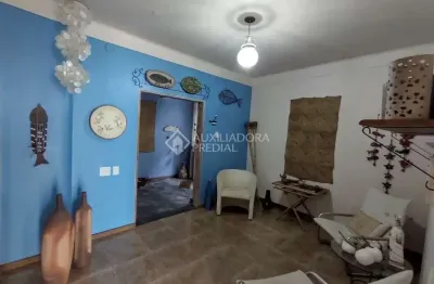 Apartamento com 2 quartos à venda na avenida cristóvão colombo, 648, floresta, porto alegre, 48 m2 por r$ 220.000