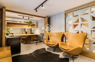 Apartamento com 2 quartos à venda na rua felipe de oliveira, 390, petrópolis, porto alegre, 51 m2 por r$ 550.000