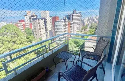 Apartamento com 3 quartos à venda na avenida palmeira, 365, petrópolis, porto alegre, 144 m2 por r$ 890.000