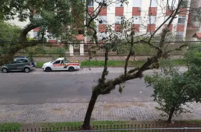 Apartamento com 2 quartos à venda na rua joaquim de carvalho, 110, vila nova, porto alegre, 52 m2 por r$ 220.000
