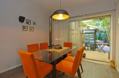 Casa em condomínio fechado com 4 quartos à venda na rua general couto de magalhães, 726, são joão, porto alegre, 220 m2 por r$ 785.000