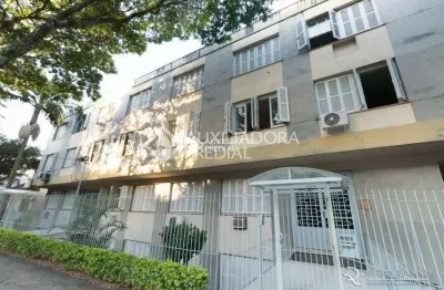 Apartamento com 2 quartos à venda na rua portugal, 1030, são joão, porto alegre, 60 m2 por r$ 290.000