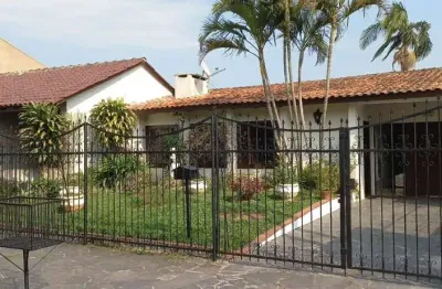 Casa com 3 quartos à venda na rua doutora noemi valle rocha, 195, serraria, porto alegre, 170 m2 por r$ 649.000