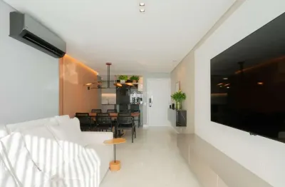 Apartamento com 2 quartos à venda na avenida taquara, 403, petrópolis, porto alegre, 73 m2 por r$ 1.499.400