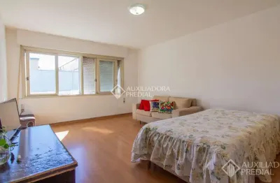 Apartamento com 1 quarto à venda na rua santo antônio, 590, bom fim, porto alegre, 33 m2 por r$ 230.000