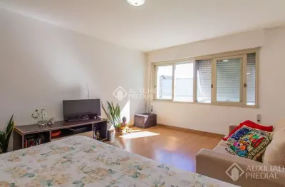 Apartamento com 1 quarto à venda na rua santo antônio, 590, bom fim, porto alegre, 33 m2 por r$ 218.500