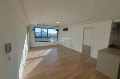 Apartamento com 1 quarto à venda na avenida independência, 1053, independência, porto alegre, 57 m2 por r$ 660.000