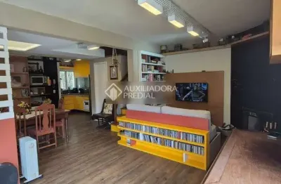 Casa em condomínio fechado com 3 quartos à venda na Rua Adão Gregory, 290, Mário Quintana, Porto Alegre, 100 m2 por R$ 569.000