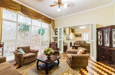 Casa com 3 quartos à venda na avenida iguassu, 510, petrópolis, porto alegre, 223 m2 por r$ 1.500.000