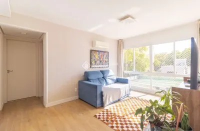 Apartamento com 2 quartos à venda na rua coronel paulino teixeira, 41, rio branco, porto alegre, 73 m2 por r$ 679.500