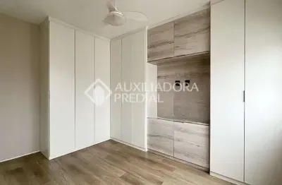 Apartamento com 2 quartos à venda na rua frederico otávio domingues barbosa, 50, são sebastião, porto alegre, 65 m2 por r$ 520.000