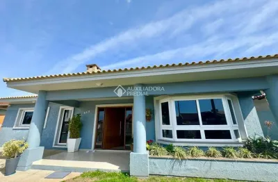 Casa com 3 quartos à venda na rua estrela, 669, remanso, xangri-lá, 138 m2 por r$ 1.195.000