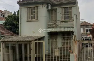 Casa com 3 quartos à venda na Rua Doutor Alcides Cruz, 226, Santa Cecília, Porto Alegre, 231 m2 por R$ 1.300.000