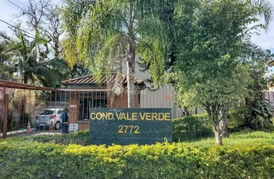 Casa em condomínio fechado com 2 quartos à venda na Avenida Vicente Monteggia, 2772, Cavalhada, Porto Alegre, 70 m2 por R$ 160.000