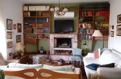 Casa em condomínio fechado com 5 quartos à venda na rua silveiro, 903, menino deus, porto alegre, 420 m2 por r$ 1.043.000