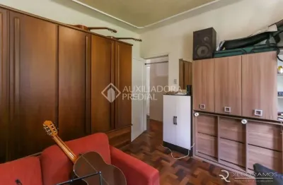 Apartamento com 2 quartos à venda na rua vítor hugo, 346, petrópolis, porto alegre, 61 m2 por r$ 320.000
