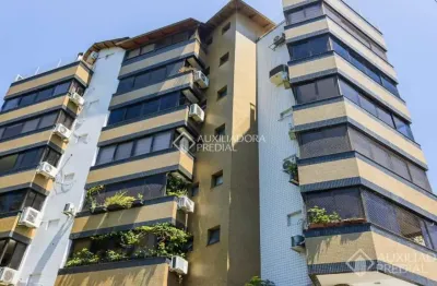 Apartamento com 3 quartos à venda na rua luiz cosme, 333, passo da areia, porto alegre, 108 m2 por r$ 900.000