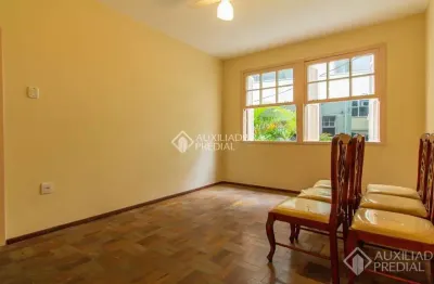 Apartamento com 2 quartos à venda na rua santo antônio, 276, independência, porto alegre, 53 m2 por r$ 258.500