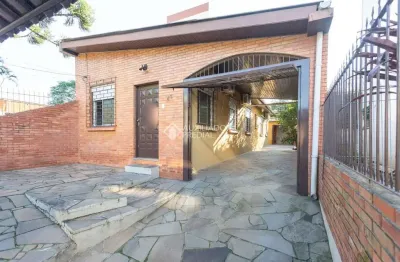 Casa com 3 quartos à venda na travessa alfredo costa, 43, medianeira, porto alegre, 100 m2 por r$ 477.000