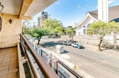 Casa com 3 quartos à venda na rua doutor eduardo chartier, 275, passo da areia, porto alegre, 184 m2 por r$ 729.000