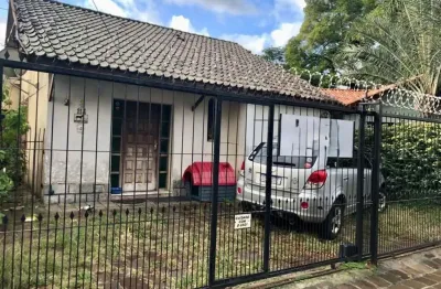 Casa com 3 quartos à venda na rua marechal simeão, 114, passo da areia, porto alegre, 180 m2 por r$ 590.000