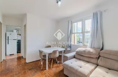 Apartamento com 2 quartos à venda na avenida getúlio vargas, 532, menino deus, porto alegre, 41 m2 por r$ 215.000