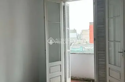 Apartamento com 2 quartos à venda na rua marcílio dias, 1535, menino deus, porto alegre, 66 m2 por r$ 200.000